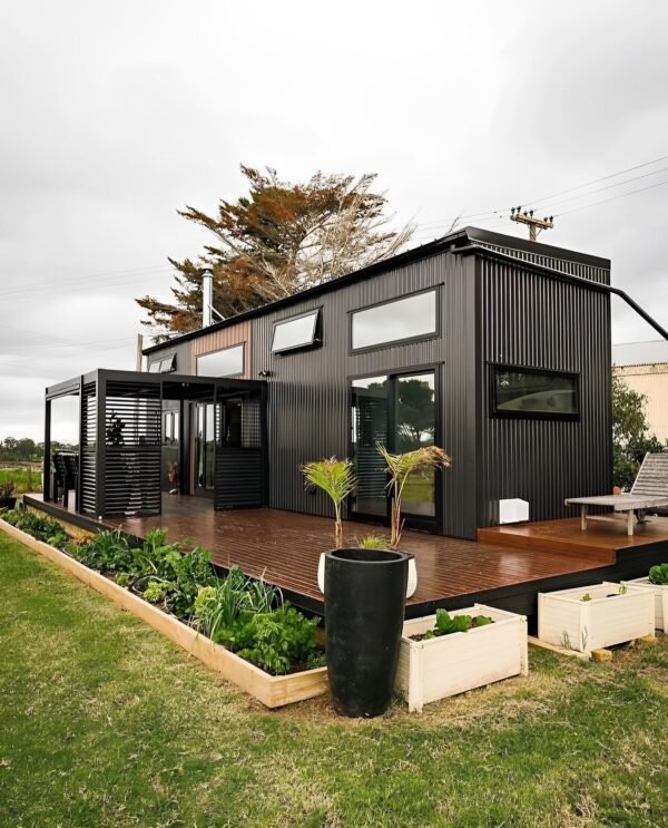 luxury 40ft expandable container barndominium prefabricated with easy folding sandwich panels 14 600x743 1