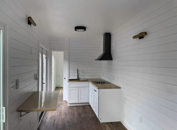 customized 40ft shipping container made into luxurious 1 bedroom1 600x442 1 1