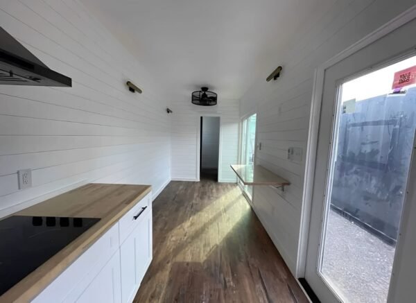 customized 40ft shipping container made into luxurious 1 bedroom3 600x437 1 1